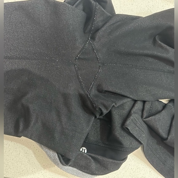 Lululemon Groove Pants - Size 10 - Picture 4 of 5